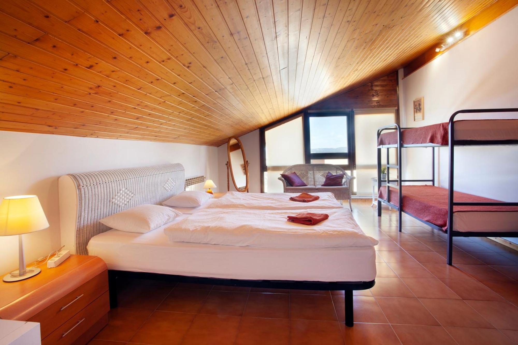 Hotel Aaccent Montblanc - Prenafeta Extérieur photo