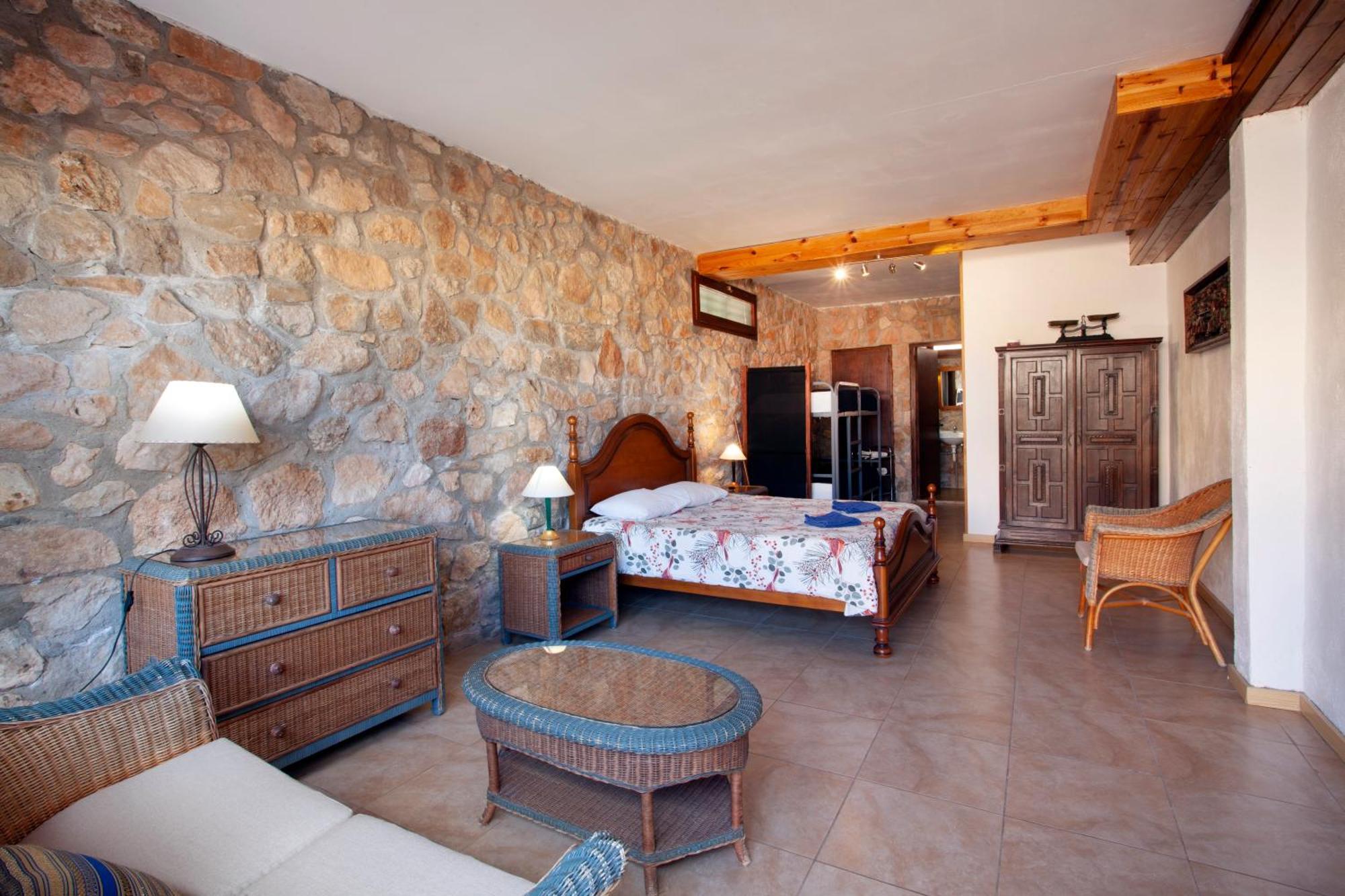 Hotel Aaccent Montblanc - Prenafeta Extérieur photo